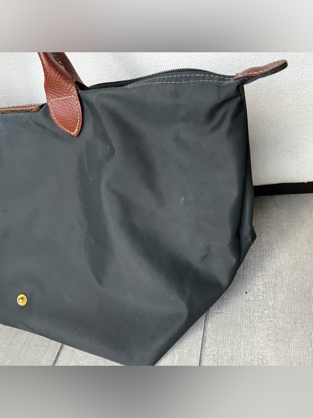 Longchamp Le Pliage "M" Top Handle Tote Handbag Gun Metal Gray Modele Depose - Picture 12 of 16